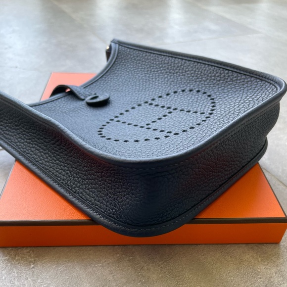 Hermes Mini Evelyne 16 - Picture 5 of 8